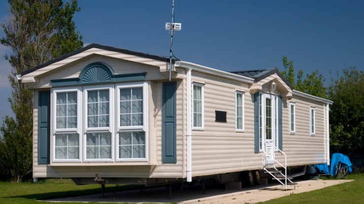 How to Make a Mobile Home Look Like a House Exterior